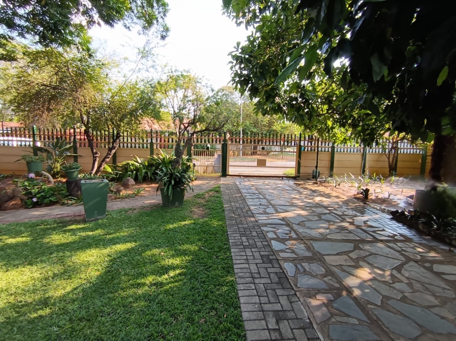 4 Bedroom Property for Sale in Protea Park North West